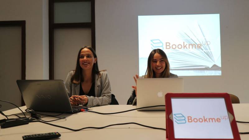 Gemma Bosch y Mar Javier durante la presentación