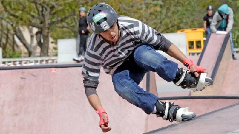 Una iniciativa esportiva que proposa de manera innovadora combinar el skate amb la música urbana

