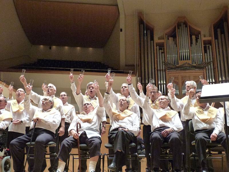 El coro de la gira. //EPDA