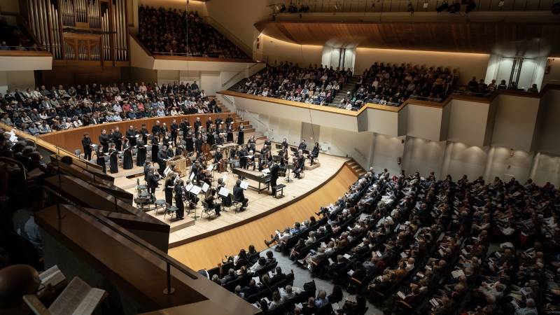 La passió segons Sant Mateu, de Bach, interpretada diumenge passat a la sala principal José Iturbi, va esgotar la totalitat de les 1.789 entrades disponibles