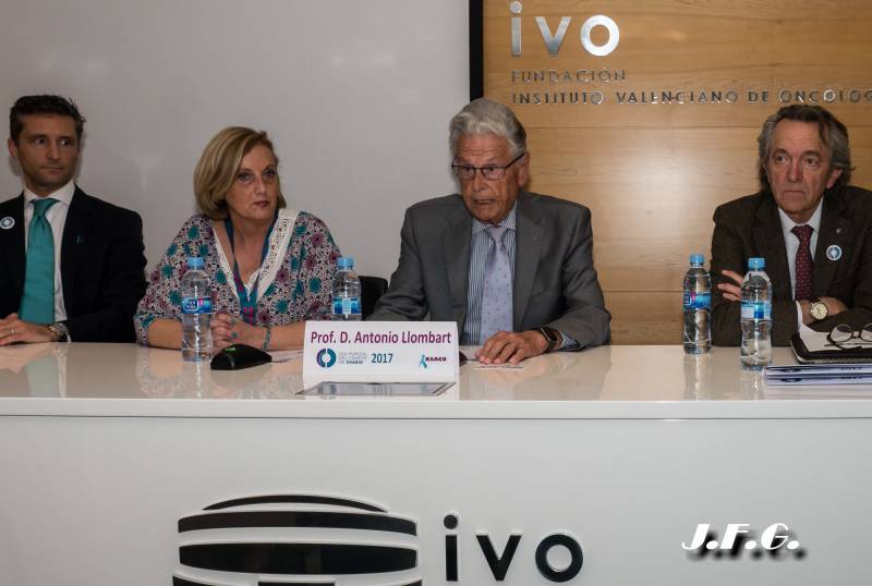 Dr. Lucas Minig, Dña. Paloma Luis, Dr. Antonio Llombart, Dr.Andrés Poveda 