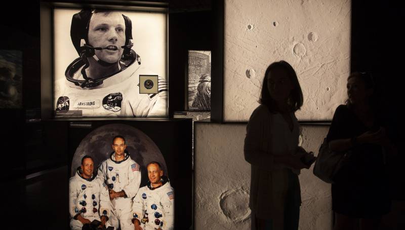 Imagen de archivo exposición 50 aniversario llegada a la Luna./ EPDA