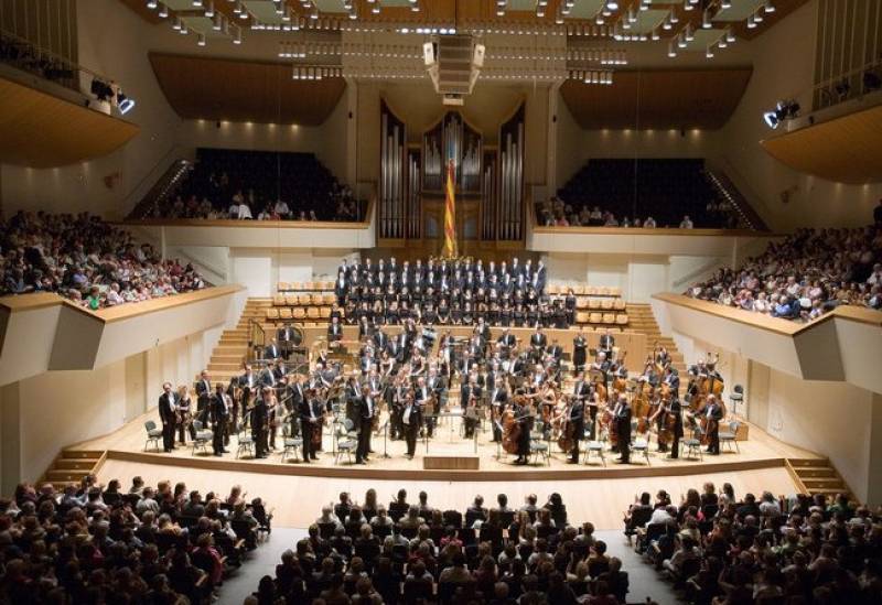 Orquesta de Valencia en el Palau. //viu valència