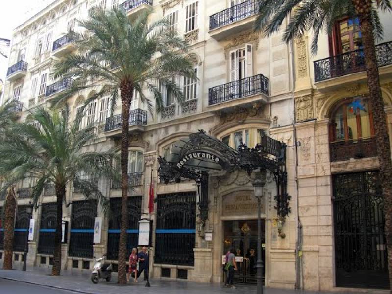 Hotel Reina Victoria . //viu valència