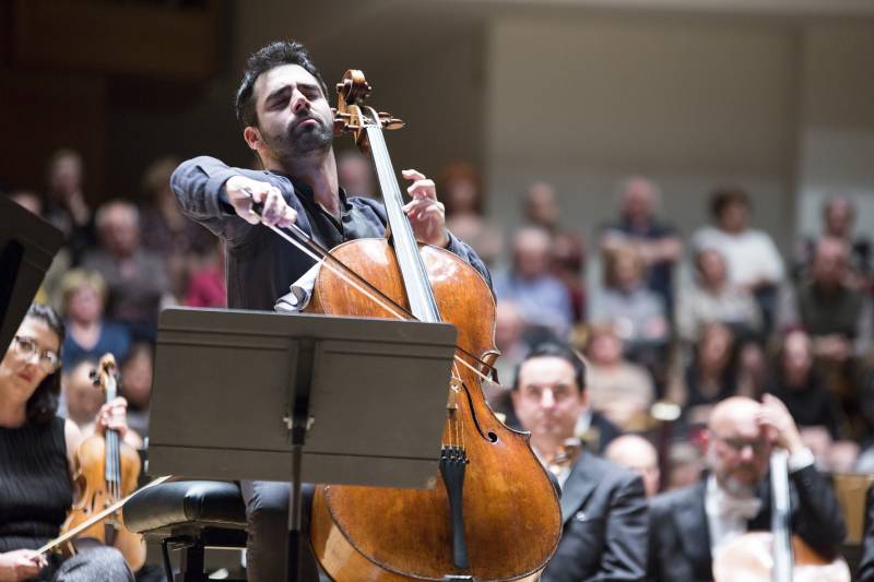 El violoncel·lista Pablo Ferrández. Imagen: Eva Ripoll