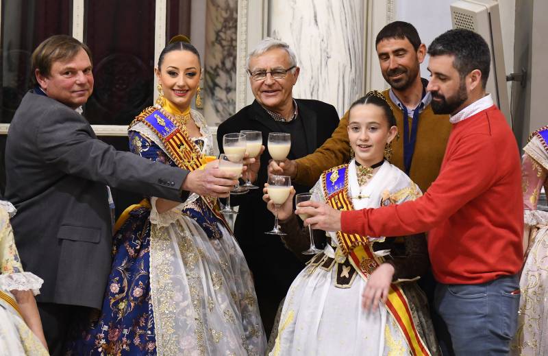 Brindis con horchata DO Xufa Brindis con horchata DO Xufa