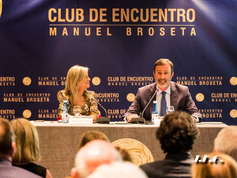 En el Club de Encuentro Manuel Broseta