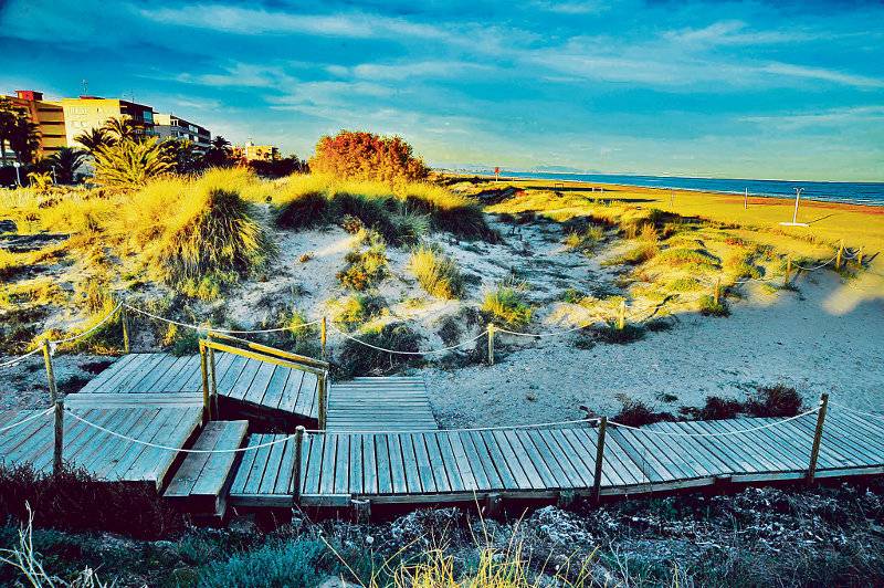 Dunas espectaculares en la playa de Canet. FOTO CANETDENBERENGUER.ES