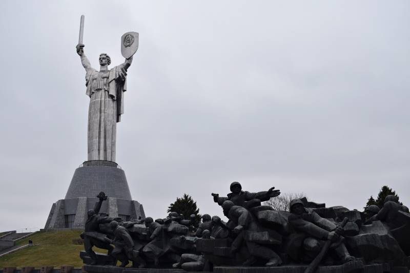 La Madre Patria, Foto Clara Estrems