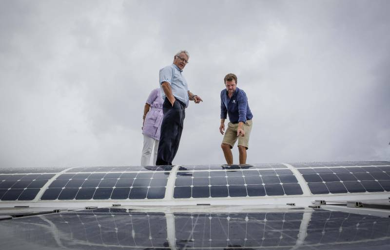 Visita al vaixell Energy Observer