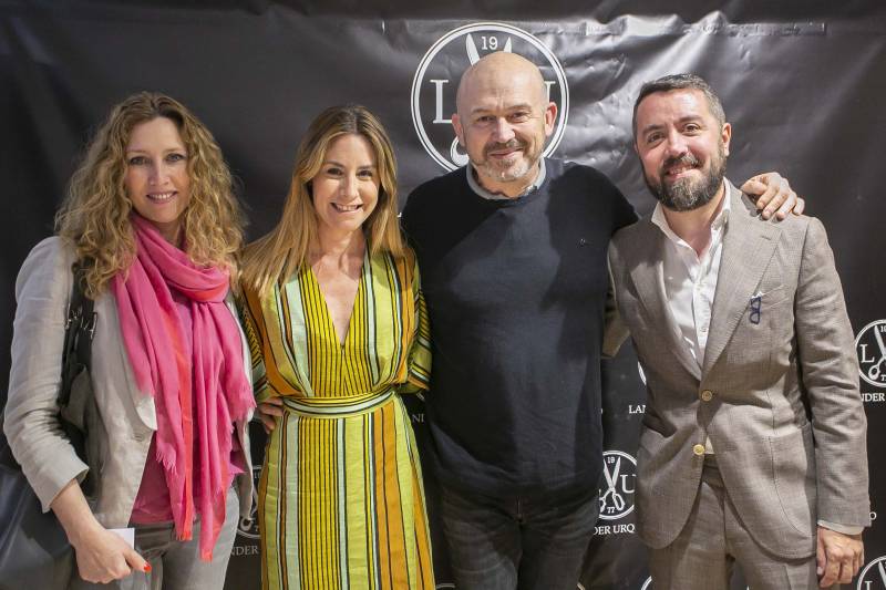 Gisela Renes y Nacho Mañó, de Presuntos Implicados, con Lander Urquijo y la periodista Ainhoa Arbizu