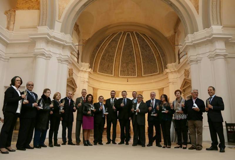 Brindis oficial en Requena