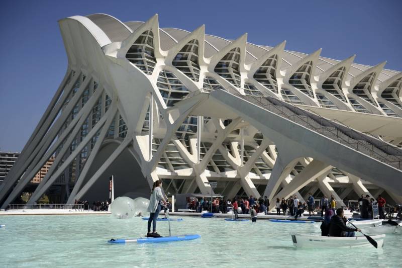 WATERBALLS, WATERBIKES Y KAYAKS en CAC