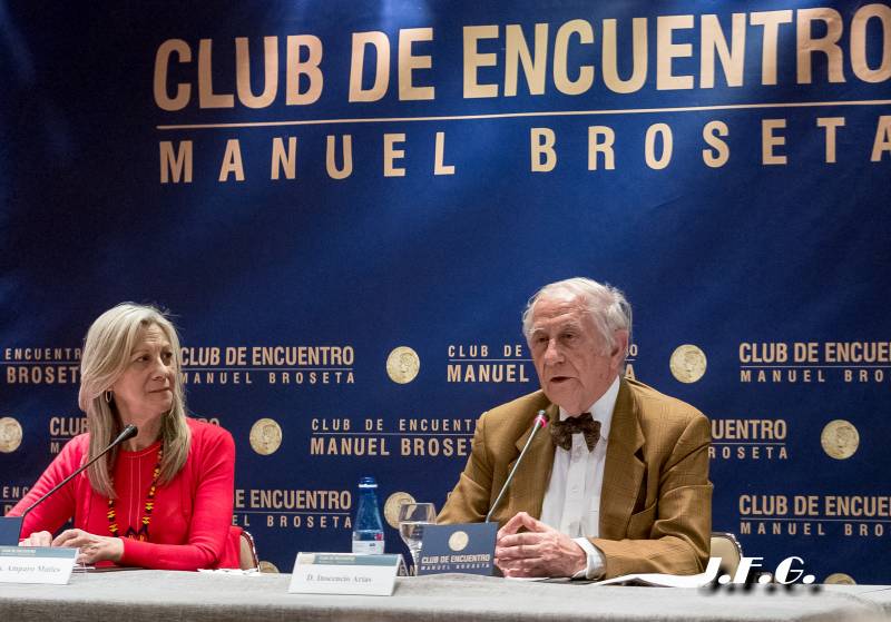 Inocencio Arias en el Club de Encuentro Manuel Broseta