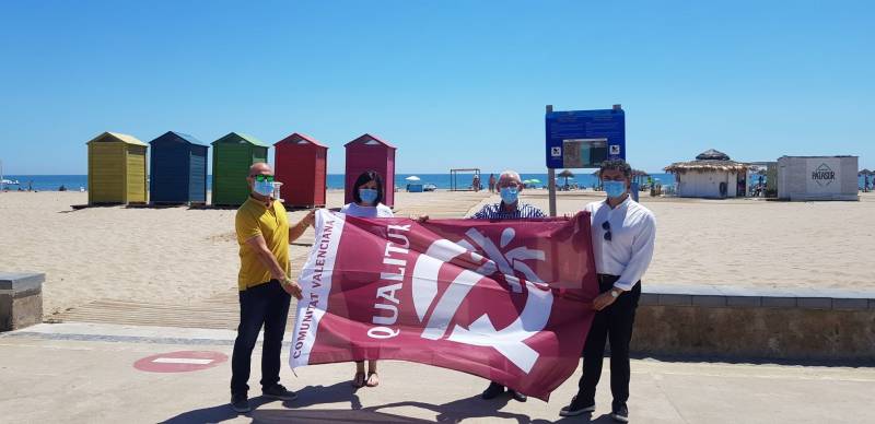 Baños adaptados en las playas de la Comunitat