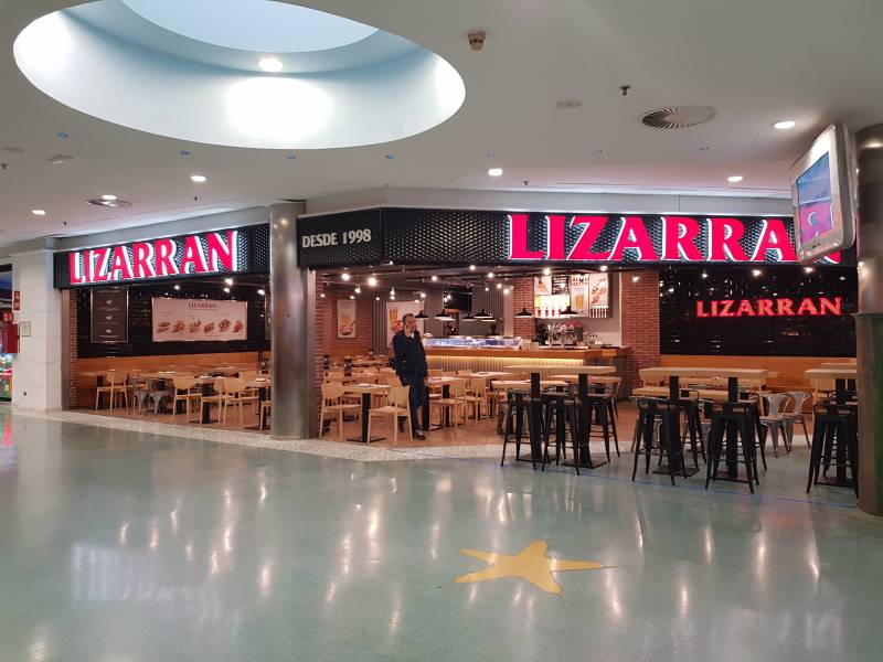 Lizarrán en C.C. El Saler