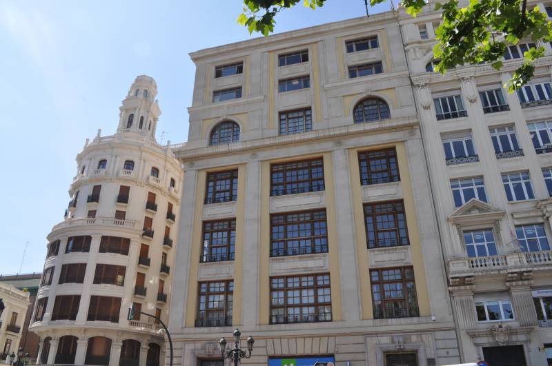 Casa Balanzá y el Edificio Telefónica