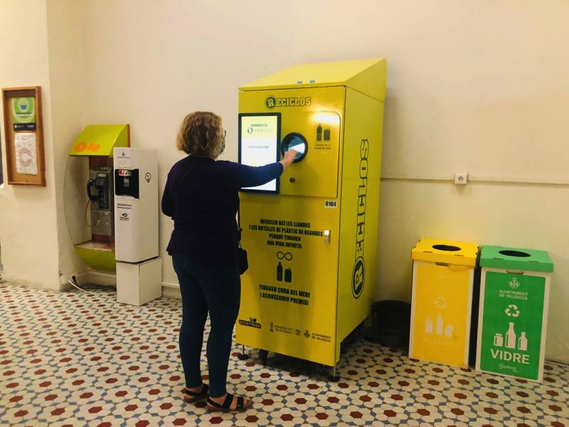 Màquines de recompensa per al reciclatge d