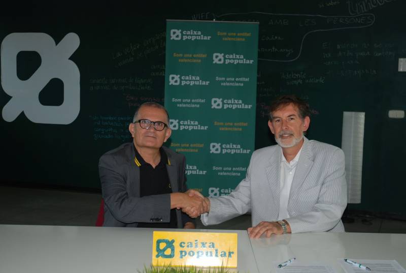 Firma convenio IVAM y Caixa Popular