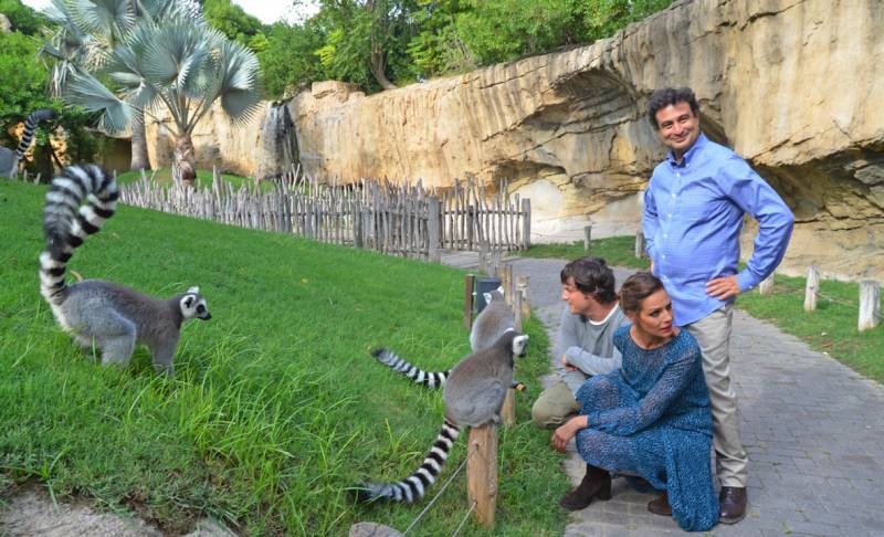 Presentadores de Masterchef en el Bioparc de Valencia. FOTO TVE