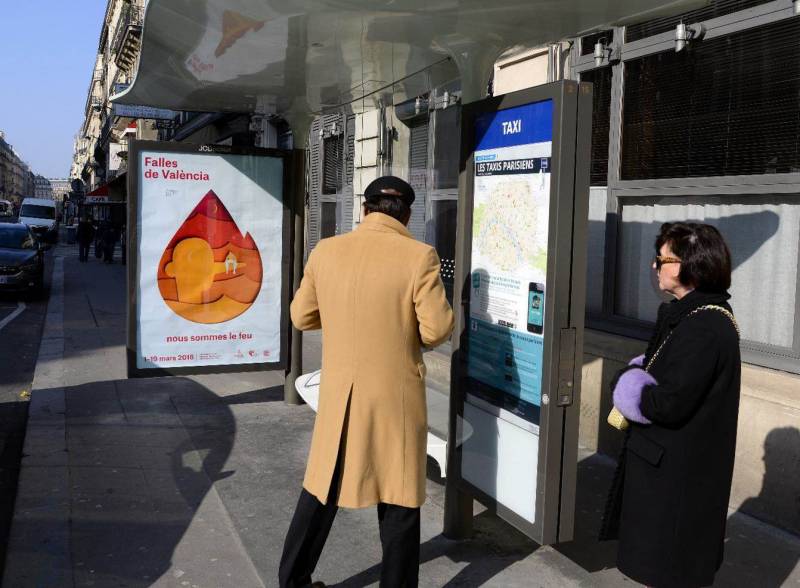 Cartell de Falles a París