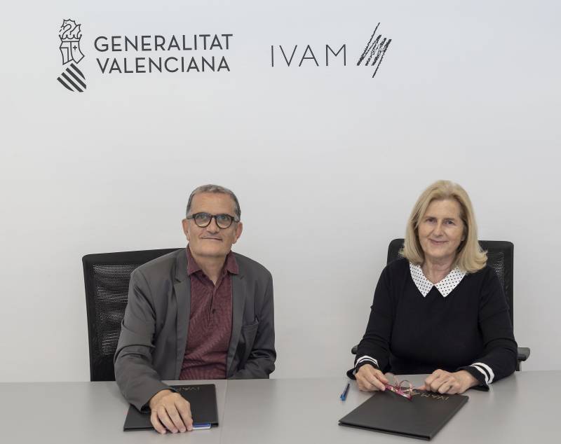 El director del IVAM, José Miguel G. Cortés, y la gerente de la Fundación Divina Pastora, Rosa Laparra Prado El director del IVAM, José Miguel G. Cortés, y la gerente de la Fundación Divina Pastora, Rosa Laparra Prado