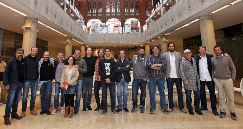 Toni Burguet, Andrés Martínez, Guillermo Herrera, Antonio Puchades, Carmen Navarro, José Tort, Rob Craig, Guillermo Lagardera, Carlos Ramada, Paco Valls, Gonzalo Abia, Txema Millán, David Frá, Casto Giagnorio, Christian Jardel y Jacobo Fernández Pons