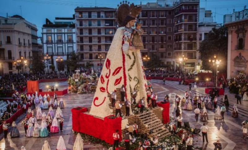 Traslado de la Virgen de los Desamparados, Patrona de Valencia. EFE