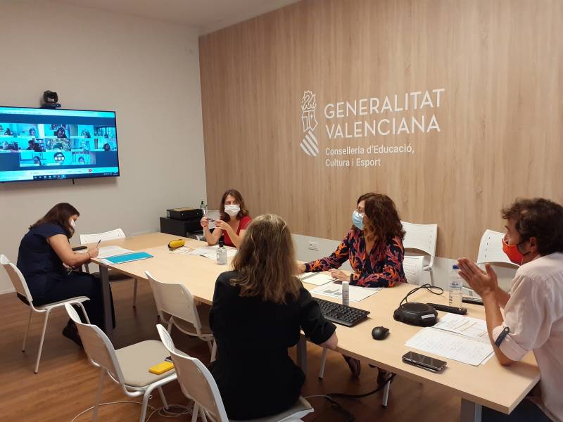 La Junta Qualificadora de Coneixements de Valencià convoca las pruebas del nivel C1 con 11.000 plazas en 15 sedes./ EPDA