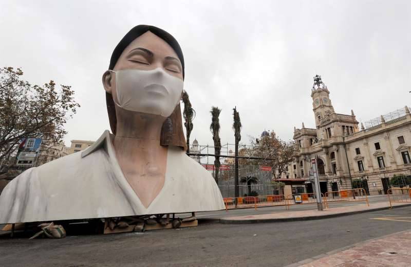 Falla del Ayuntamiento de València del año pasado, EPDA