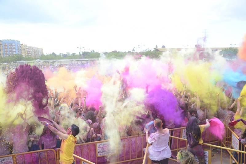 Holi Life