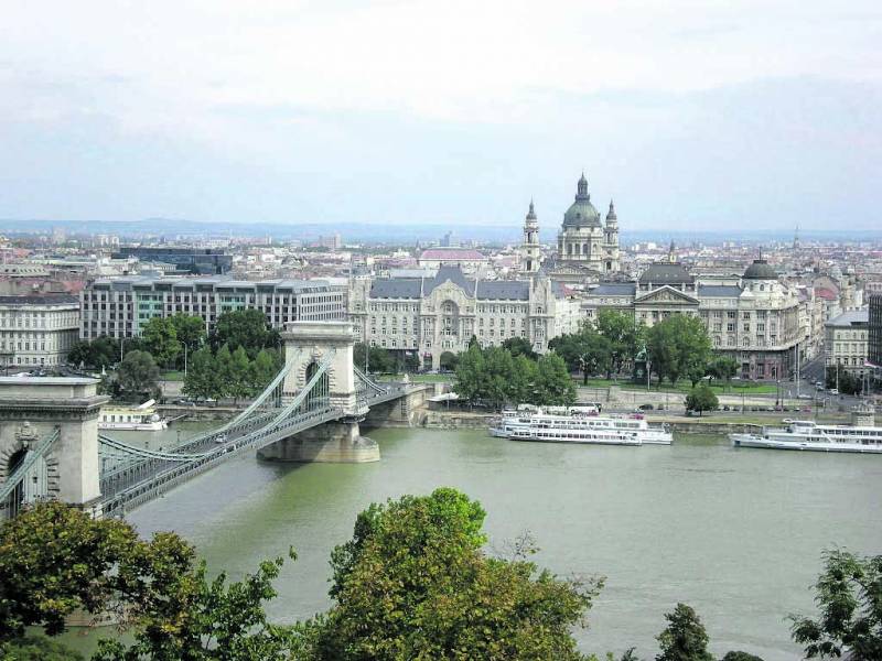 El Danubio a su paso por la ciudad. / EPDA