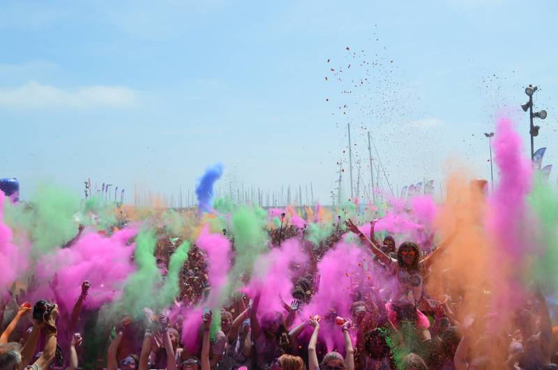 4ª edición en Valencia de la Holi Run