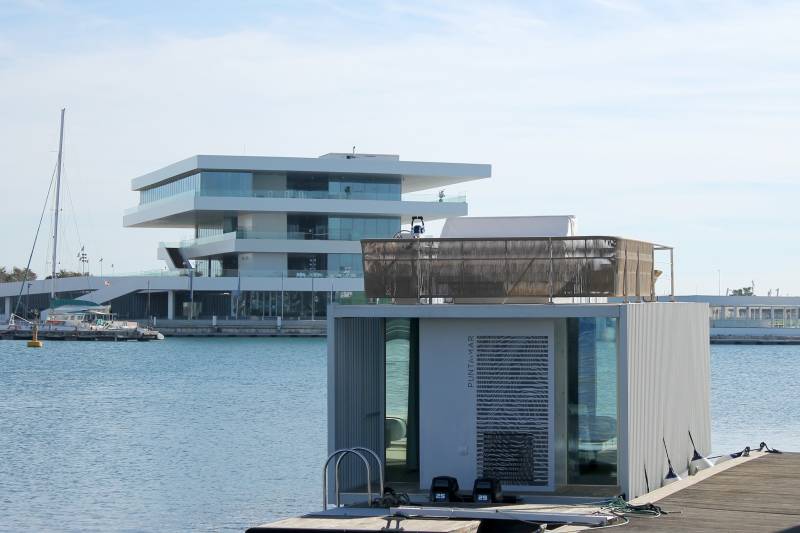 Punta de Mar en La Marina de Valencia 