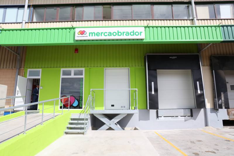 Mercaobrador exterior