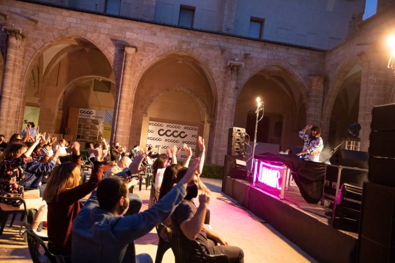 Público en Music Lab del Centre del Carme Cultura Contemporània. Foto: GVA Público en Music Lab del Centre del Carme Cultura Contemporània. Foto: GVA