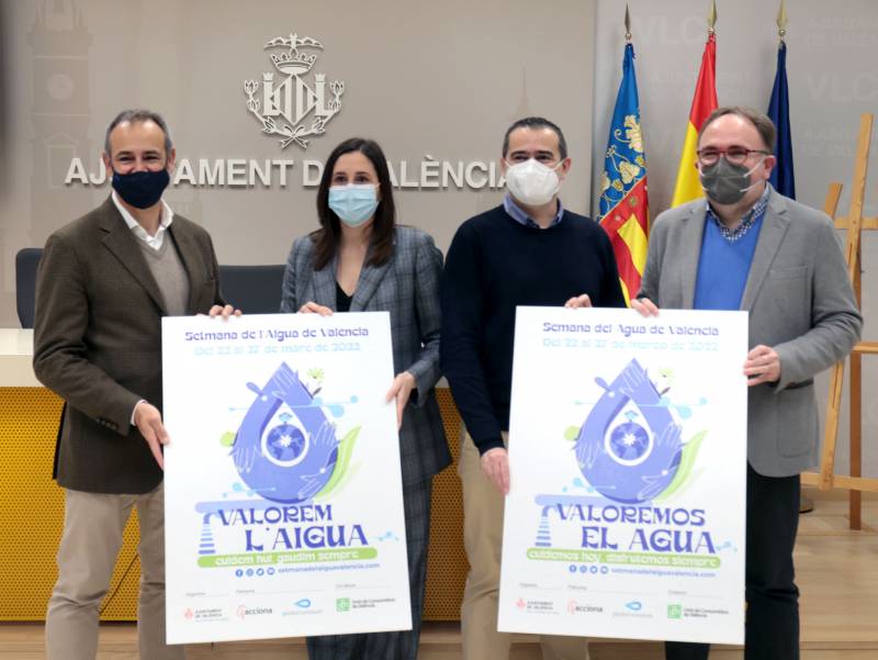 Detalle de uno de los cientos de masclets disparados en una mascletà en la plaza del Ayuntamiento de València con motivo de las Fallas. EFE/ Juan Carlos Cárdenas/Archivo
