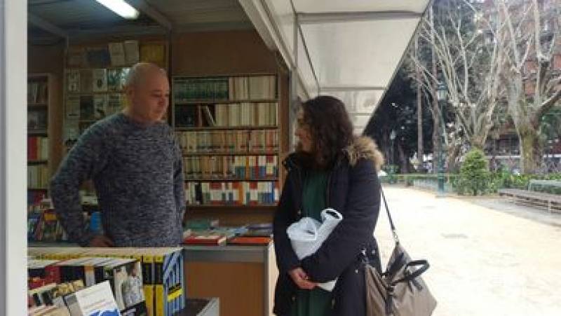 Feria del Libro Antiguo y de Ocasión, inaugurada por Glòria Tello