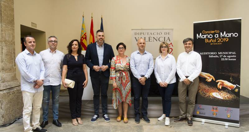 Rueda de prensa para la presentación de La Tomatina de Buñol.