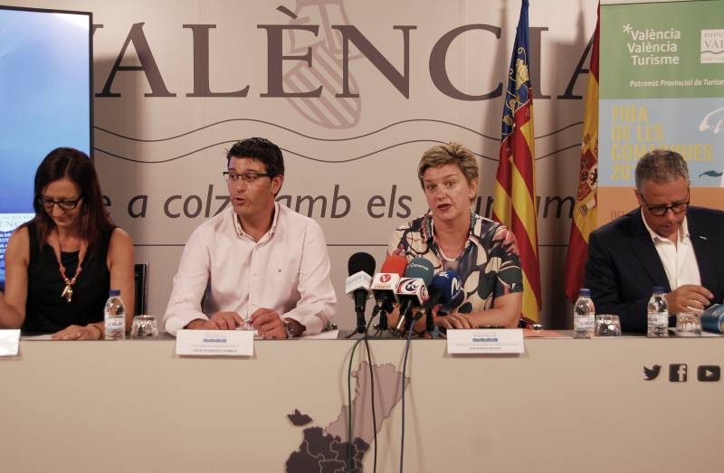 Jorge Rodríguez, Maria Josep Amigó y Pilar Moncho en la presentación de la Fira de les Comarques