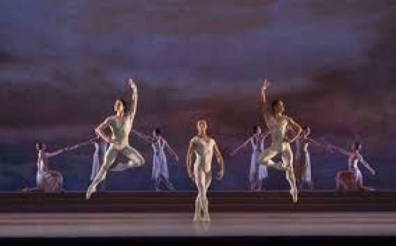 Una de las escenas del ballet. //Viu Valencia