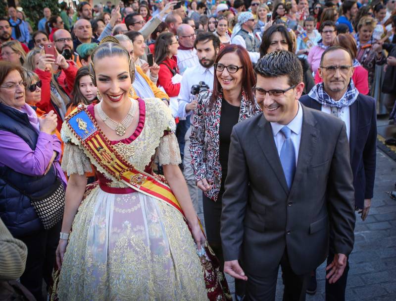 El presidente de la Diputación de Valencia, Jorge Rodríguez, y la Fallera Mayor de Valencia, Raquel Alario // Abulaila