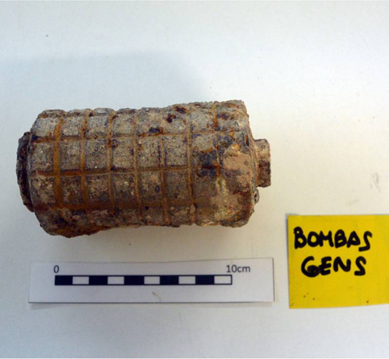 Carcasa de una granada de la Guerra Civil