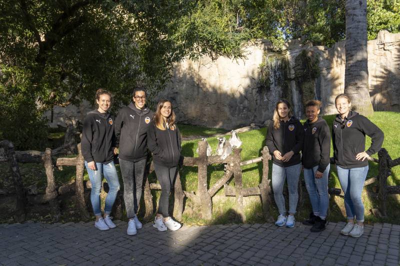 Jugadoras del Valencia CF Femenino visitan BIOPARC Valencia en la semana de la Mujer 2020 Jugadoras del Valencia CF Femenino visitan BIOPARC Valencia en la semana de la Mujer 2020