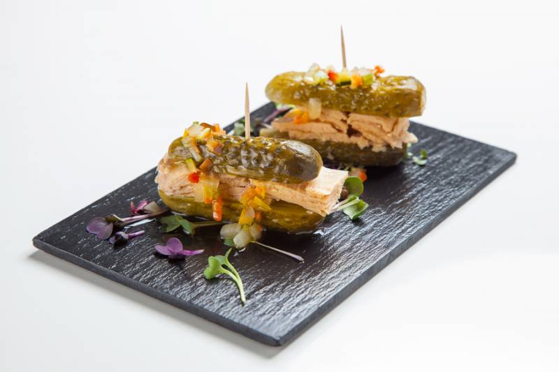 Pincho de bonito en escabeche