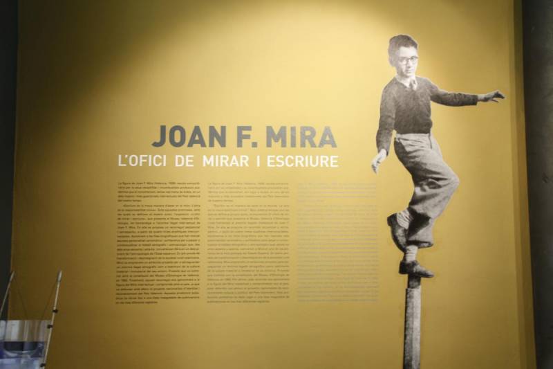Exposición sobre Joan F. Mira