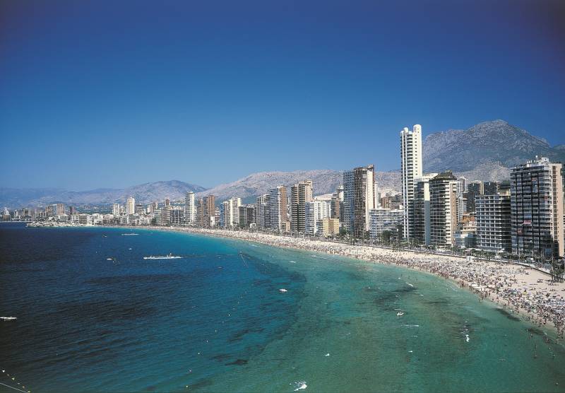 Vista de la costa de Benidorm, destino turístico por excelencia 