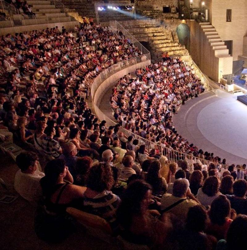Público en Teatro Romano