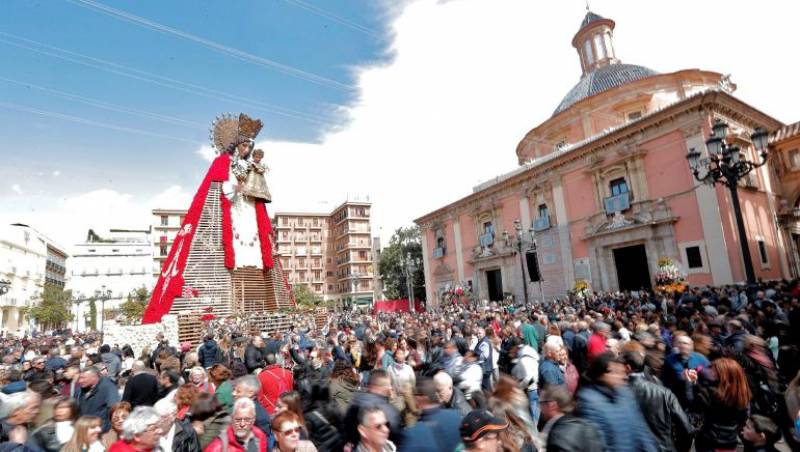 Visita de los Reyes Magos a hospitales