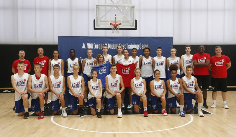 Visita Alqueria Basket Júnior NBA 